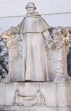 Estátua em homenagem a Gregor Mendel
